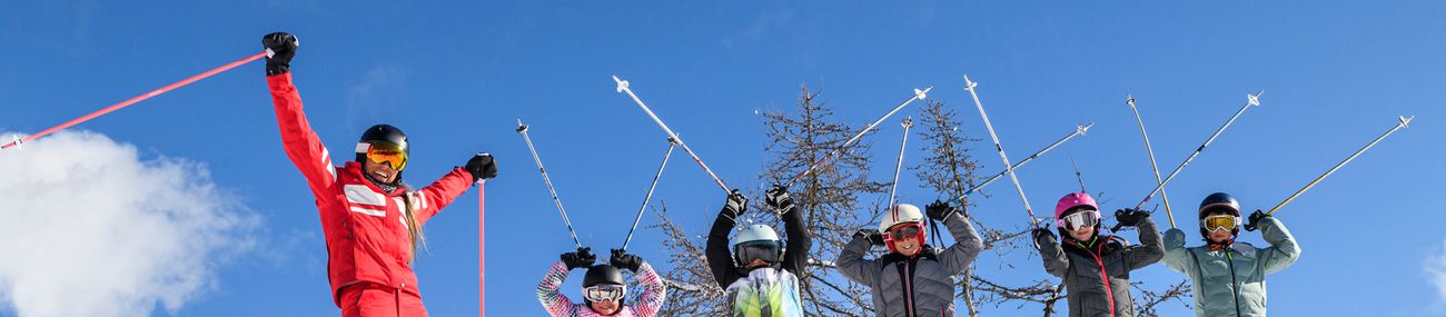 Enfants en cours collectifs de ski avec l'ESF La Colmiane