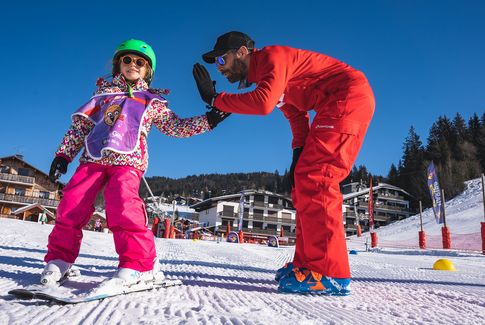 Cours de ski découverte Je n'ai jamais skié je m'inscris en Ourson - esf  Pra Loup