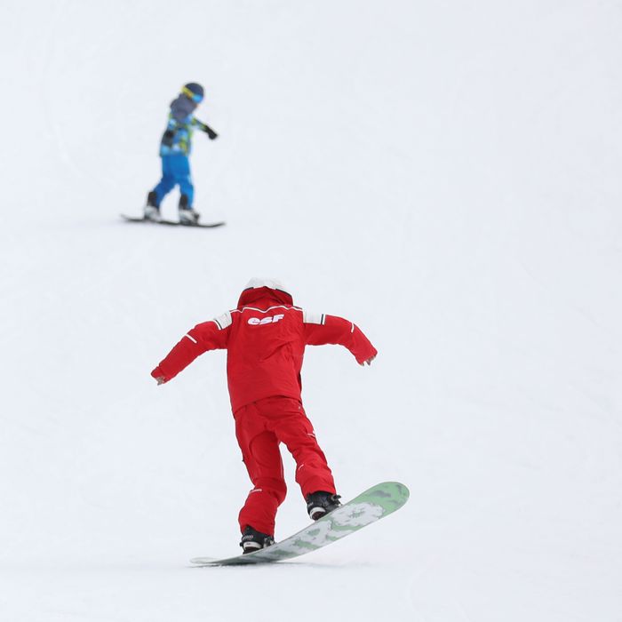 Orcières. Stage de saut à ski : les enfants sur un tremplin de 60 mètres